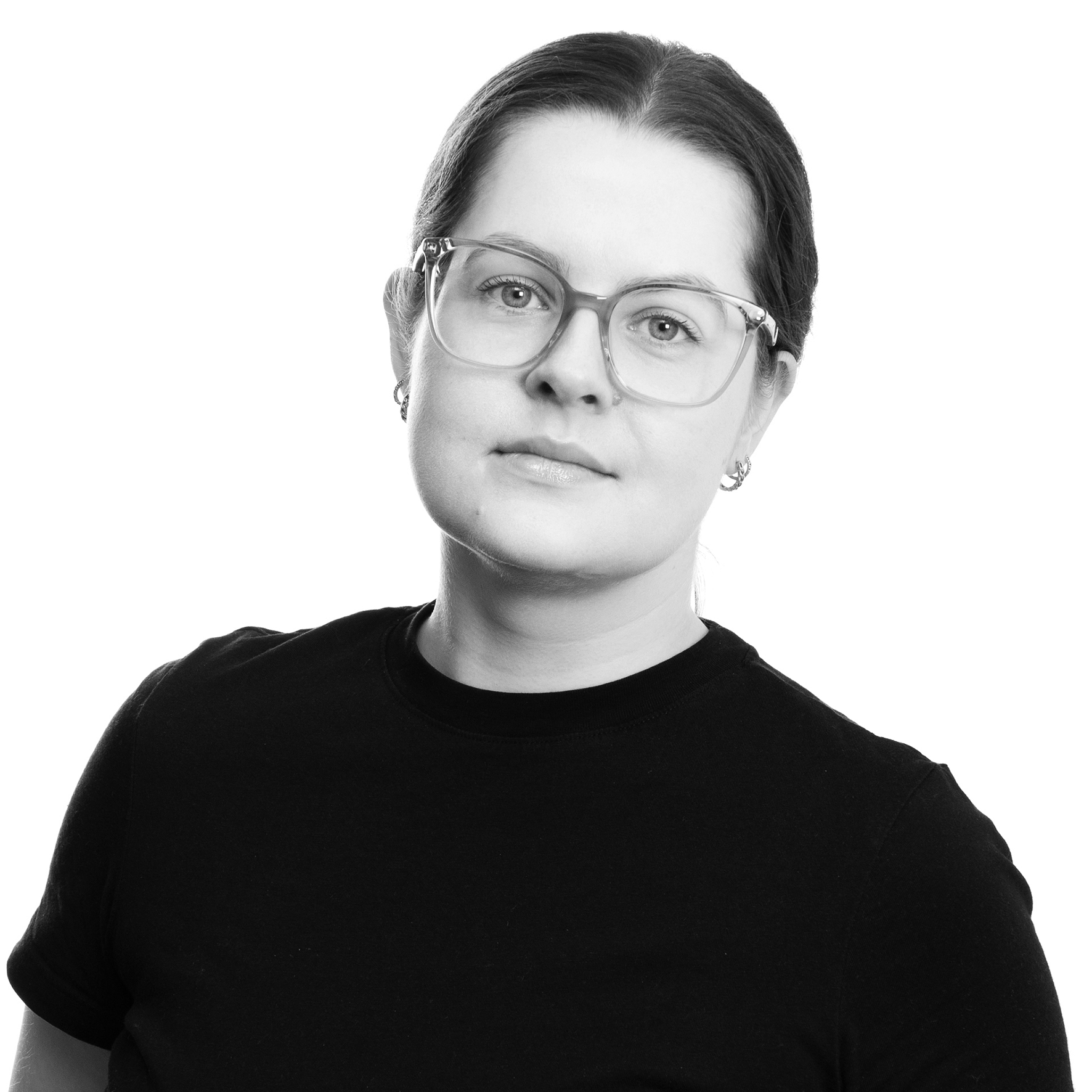 Sara1-BW-web.jpg