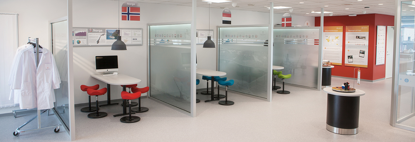 Establish newtonroom.jpg